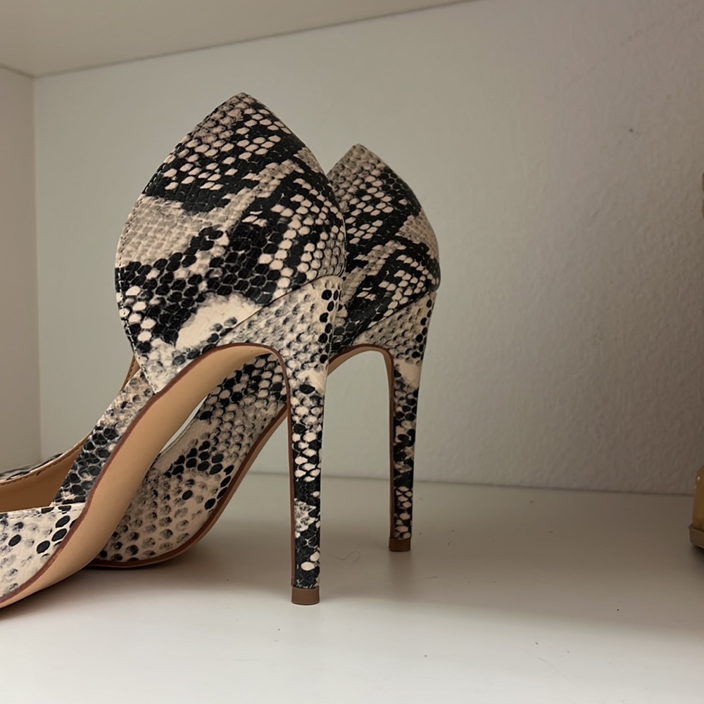 Steve Madden Heel - Picture 4 of 5